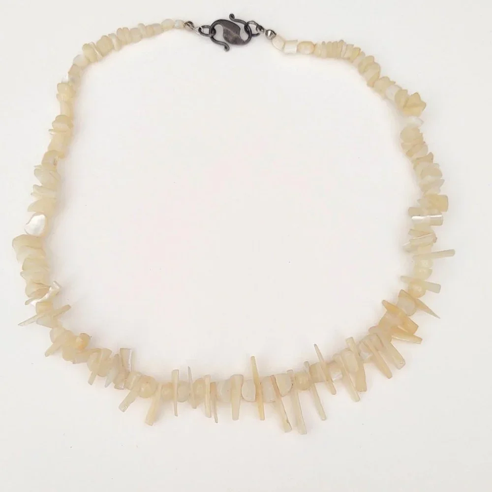 Cream shell & stone necklace